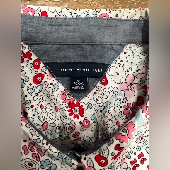 Tommy Hilfiger Printed Shirt - Picture 4 of 9